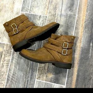 Roxy size 11 fall boots